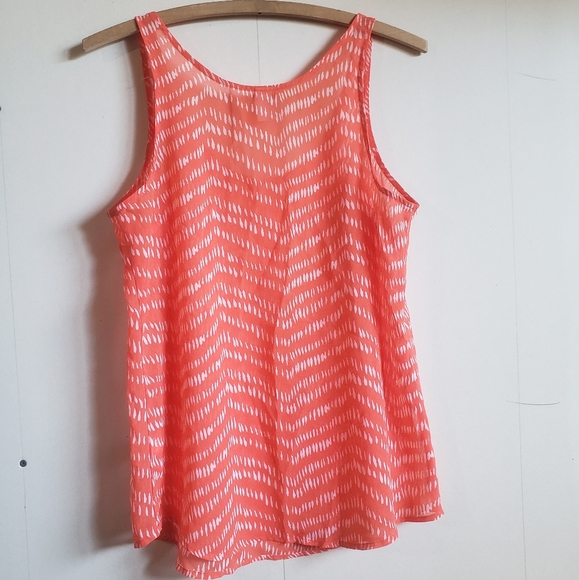 3/$20 Old Navy coral white women's tank top, lightweight sheer chiffon size S - Picture 6 of 12
